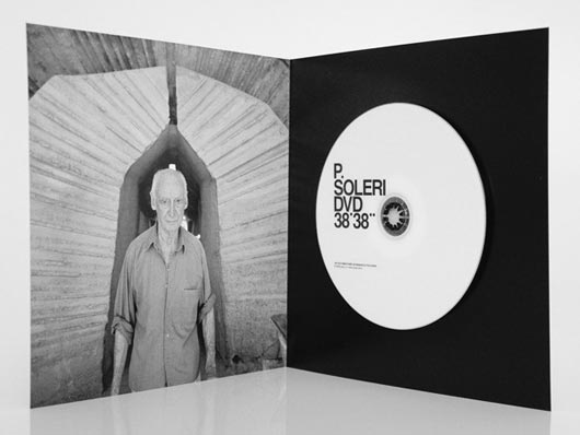 album artwork, Album Artwork: 11 Elegant Black &#038; White Vinyl and CD Packaging