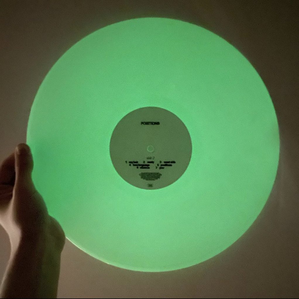 Steven on X: Bought my first glow in the dark vinyl record today and I'm  pleasantly surprised that it actually does glow in the dark 😂🟢. It's the  Coco movie soundtrack.  /